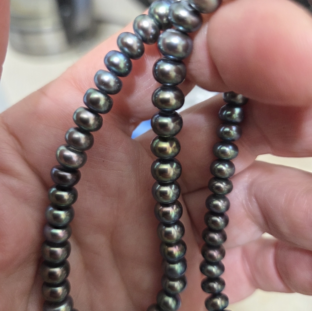 RARE 81pc Natural Wild Tahitian-Type Steel Grey Pearl Necklace 925